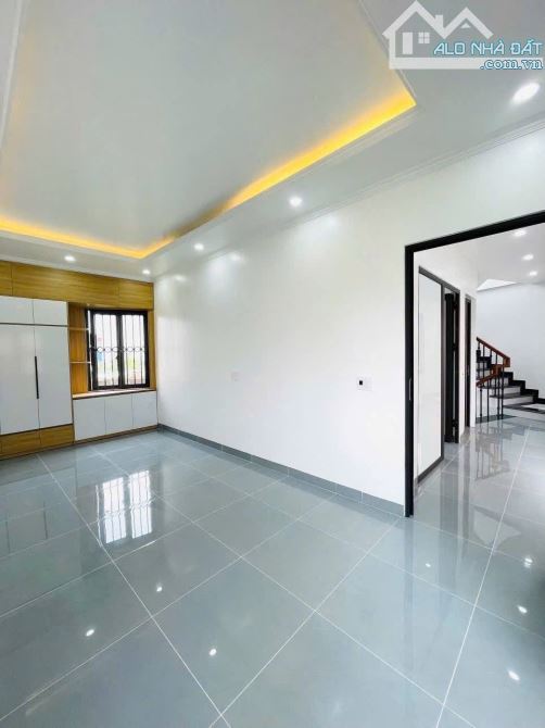 🏠🏠BÁN BIỆT THỰ MINI 3 TẦNG - GẦN HỒ RẾ- CÔNG VIÊN AN DƯƠNG - TIỆN NGHI ĐẦY ĐỦ - 2