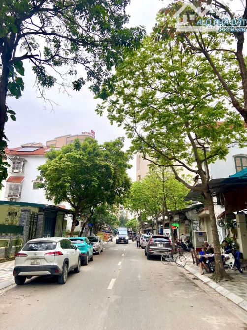 Phú Thượng Gara ô tô - 7 tầng thang máy xây mới ở luôn - 2