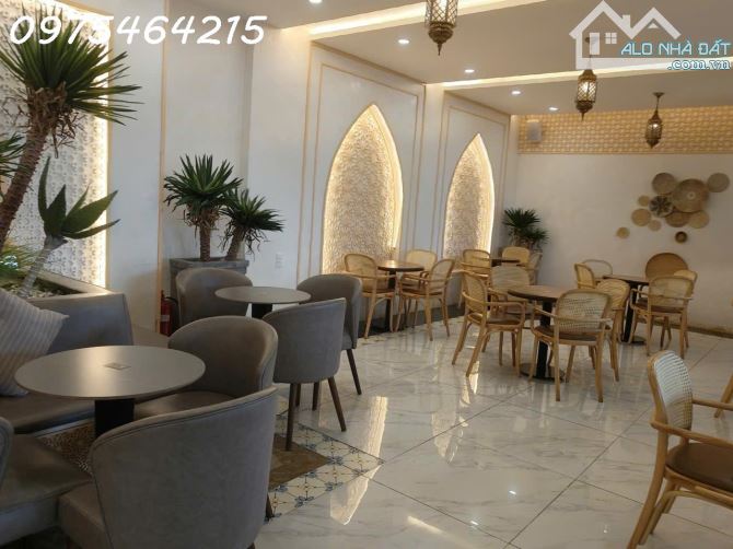 BÁN ĐẤT DIỆN TÍCH LỚN – MẶT TIỀN SIÊU ĐỈNH – DÒNG TIỀN 220 TRIỆU/THÁNG LÊ VĂN VIỆT, TP. - 2