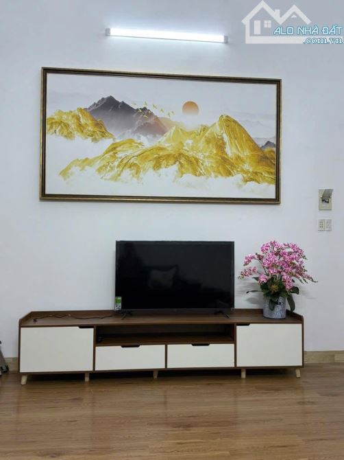 BÁN NHÀ MẶT TIỀN HẺM 184 GIẢI PHÓNG - P.TÂN LỢI - DT: 5x25m - TC: 90m2 - H: ĐÔNG - 4,1 TỶ - 2