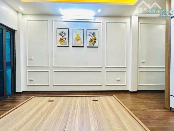 Cho thuê nhà ngõ 22 Tôn Thất Tùng, 4 tầng x 30m2, Full đồ chỉ việc vào ở, 12.5 triệu - 2