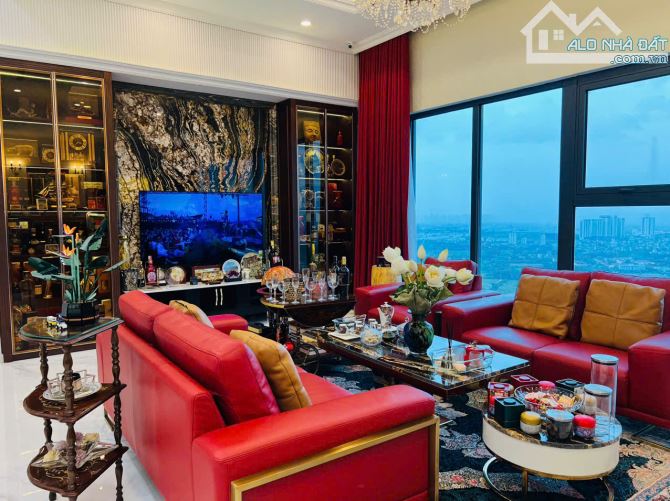 💥 CẮT LỖ KHỦNG: Căn Góc 130m² Đẹp Nhất Goldmark – Full Nội Thất Xịn – Có Sổ – Giá 8 Tỉ - 2