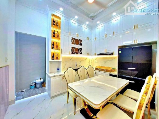 Bán nhà mới hẻm 83 Đào Tông Nguyên Thị Trấn Nhà Bè, 4x13m, 3 lầu Giá 5,95 Tỷ - 2