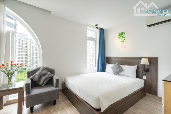 Bán toà nhà khách sạn 31P đường Bạch Đằng - Trường Sơn, P2, Tân Bình (9x20m) 8L - giá 51 - 2