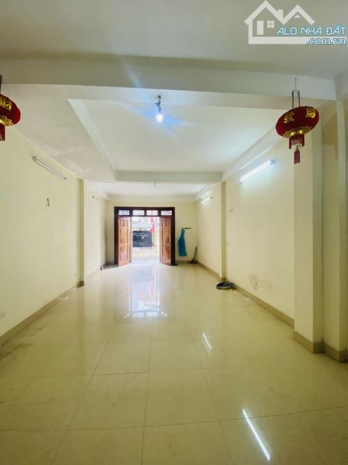 BÁN NHÀ MẶT PHỐ NGUYỄN VĂN TRỖI – THANH XUÂN – GIÁ CỰC ÊM – BÁN NHANH TRONG THÁNG - 2