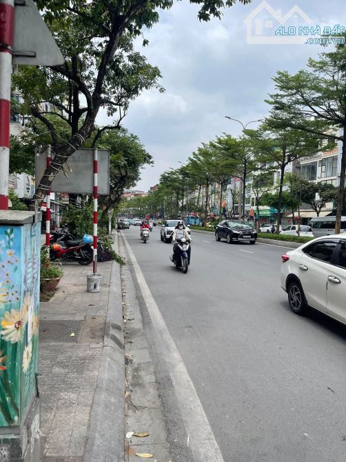 10M RA MẶT PHỐ - ĐÀO TẤN - BA ĐÌNH - 43M2 ĐÂT - NGÕ Ô TÔ - KINH DOANH VI - NHỈNH 12 TỶ - 2