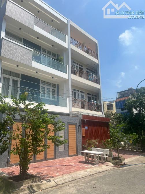 iêu hiếm! Lô đất, sát đại học Văn Lang, Đặng Thùy Trâm (4,2x24m) 100,8m2 công nhận,xây cao - 2