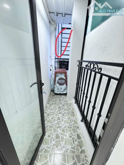BÁN CĂN HỘ CCMN MỚI ĐẸP PHỐ TRẦN QUÝ CÁP - ĐỐNG ĐA 👉 NHỈNH 1 TỶ  Căn hộ thoáng đẹp 35m 1 - 2