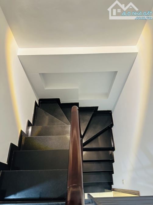 Bán nhà HẺM ÔTÔ ĐỖ CỬA Phan Tây Hồ PN, 4 tầng, full nội thất xịn sò, có cửa hậu, tròn 8 tỷ - 2