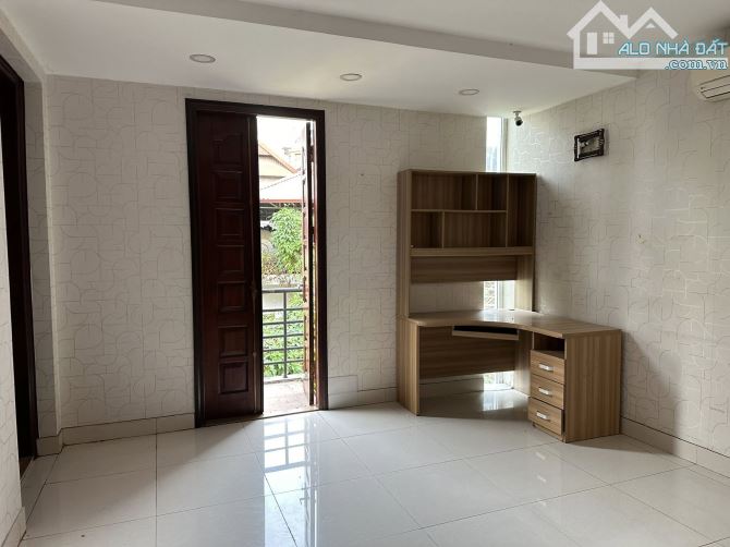 Bán nhà phân lô Khuất Duy Tiến - Thanh Xuân - Lô góc - Oto tránh - Văn Phòng -  36.5 tỷ. - 2