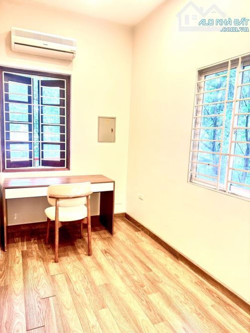 Nguyễn Đổng Chi. 50m. 4 tầng. Ô tô đỗ cửa. Mặt tiền rộng. 10 tỷ - 2