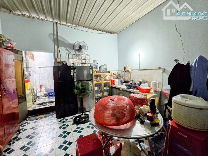 CẦN BÁN NHÀ CẤP 4 ĐƯỜNG THÔNG 2 XE HƠI Gần Nhà Thờ GX Bùi Thượng & BVĐK Đồng Nai - 2