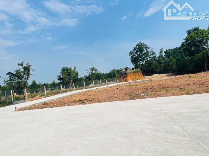 BÁN ĐẤT LÊ NGÔ CÁT CẠNH TRƯỜNG NGUYỄN THỊ MINH KHAI GIÁ f0 - 3