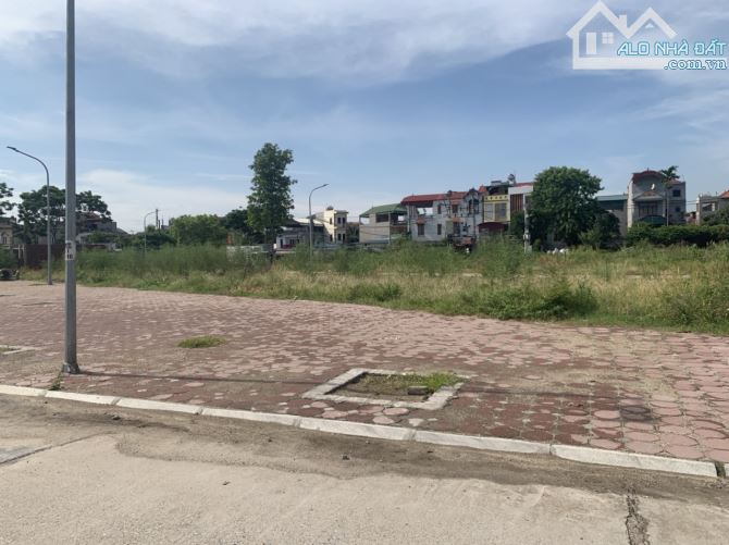 Giá 11 tỷ - 90m2 đấu giá làng Cam Cổ Bi đường 13m vỉa hè, giá đầu tư định cư được - 3