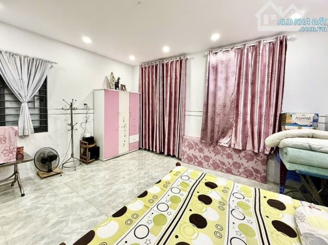 TLCCHỦ-ViP Phan Xích Long- 5m x 8m- 4Tầng-Hẻm 4m-Góc 3mt Nhưng Không Lộ Giới-Nhỉnh 6T - 3