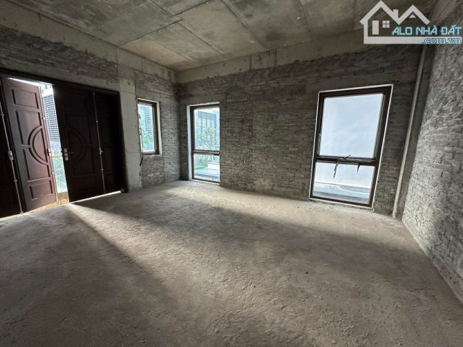 BIỆT THỰ VIP TRÀNG AN COMPLEX – LÔ GÓC 3 MẶT THOÁNG – CÓ HẦM – VIEW CỰC THOÁNG – 227M² - 3