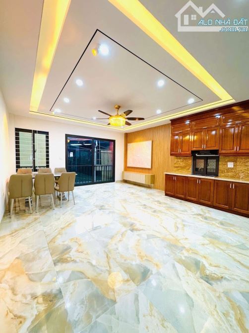 NHÀ 50m 6t - NGUYỄN VĂN CỪ - LONG BIÊN - 3