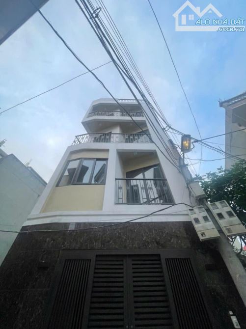 Nhà đẹp và rẻ - 35m x 5 tầng - MT 4,5m oto vào nhà - 5,45 tỷ có bớt - 3