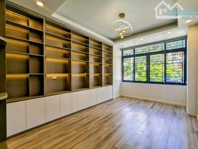 CẦU DIỄN-NGÕ SIÊU NÔNG-10M Ô TÔ TRÁNH-36Mx6TẦNG THANG MÁY-SÁT CHỢ-THÔNG SÀN NHỈNH 7 TỶ - 3
