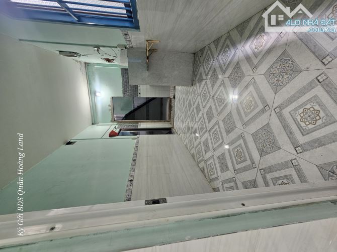 Nhà sổ Hồng riêng 1 trệt 1 lầu Gần chợ dĩ an Đường nguyễn an ninh 2 tỷ450 - 3