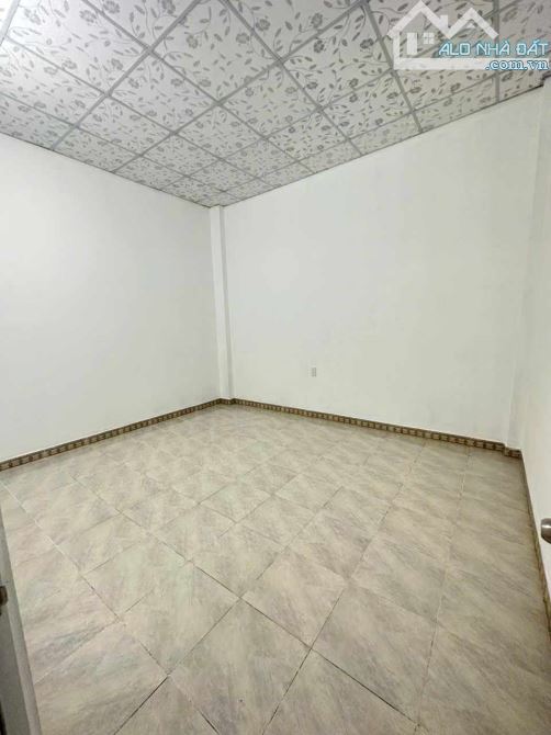 Bán Nhà 2 Tầng Ngô Thì Hương Đường 7m5 DT 100m2 Sát Sông Hàn - 3