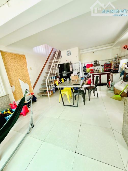 BÁN NHÀ DƯƠNG BÁ TRẠC – P.1, QUẬN 8 – GIÁ CHỈ 4 TỶ 880 TRIỆU - 3