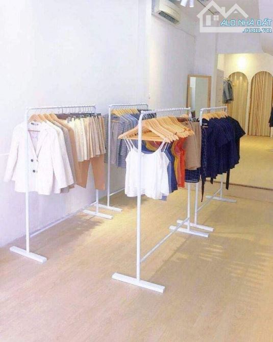 GIẢM 3 TỶ, bán gấp mặt phố Xã Đàn 63m2*6T, kinh doanh đỉnh, vỉa hè rộng - 3
