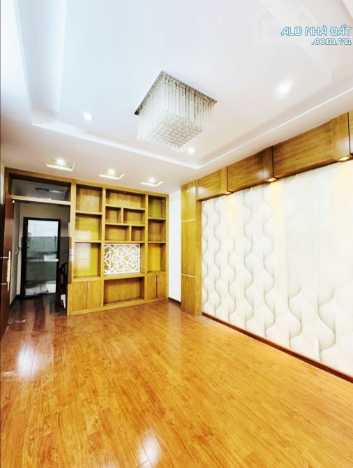 Bán nhà Trần Quốc Hoàn 45mx6T, phân lô ô tô tránh, gần phố, KD đỉnh, 18 tỷ. - 3