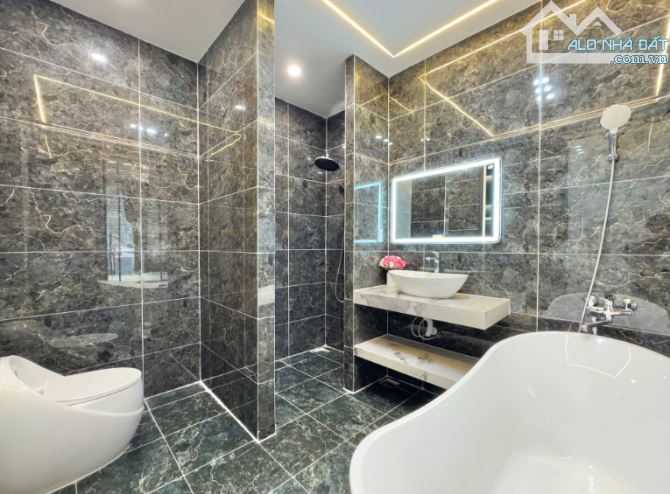NHÀ ĐẸP TT HÒA XUÂN - NHÀ MỚI Ở NGAY - FULL NỘI THẤT HIỆN ĐẠI - GIÁ CHỈ NHỈNH 7 TỶ - 3