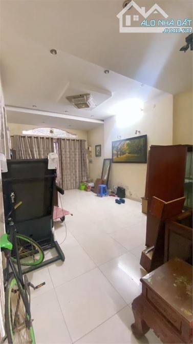 🏠 Bán nhà Gò Vấp, hẻm xe hơi Nguyễn Văn Khối, 106M²( 6 x 17), 3 tầng, 4 Pn, hơn 7 tỷ TL - 3