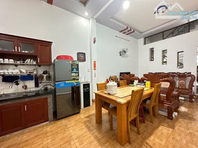 💥Nhà 2 mê kiên cố mặt tiền đường Phan Chu Trinh - giá 16 tỷ - 3
