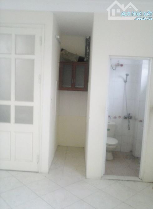 Phòng trọ 30m2 Ngõ số 4 Hoàng Quốc Việt, phường Nghĩa Đô, quận Cầu Giấy - 4