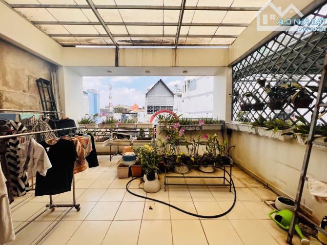 Bán nhà mặt tiền KD gần Lê Văn Sỹ, Tân Bình,4 Tầng,ngang 5.5m,79m2,TN 190tr/năm, 16.45 Tỷ - 4