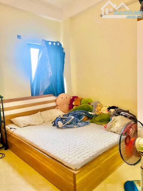 Bán toà CCMN ngõ 83 Tân Triều. Thanh Trì DT 104m x 9T. Mặt tiền 4.5m. Giá 21 tỷ - 4
