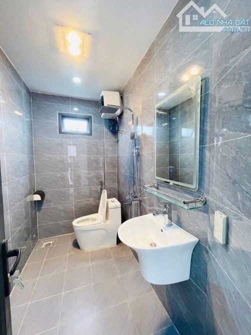 🏠🏠BÁN BIỆT THỰ MINI 3 TẦNG - GẦN HỒ RẾ- CÔNG VIÊN AN DƯƠNG - TIỆN NGHI ĐẦY ĐỦ - 4