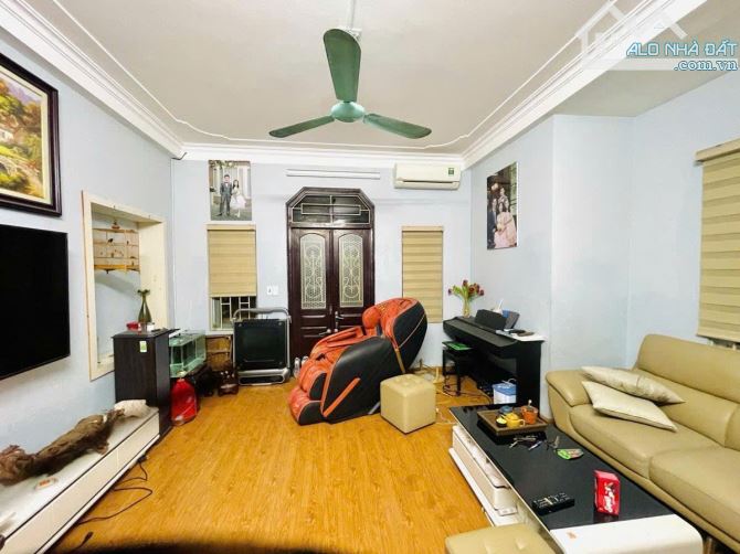Siêu phẩm căn nhà cần bán 64m2 Phố Bùi Xương Trạch , Thanh Xuân , Hà Nội - 4