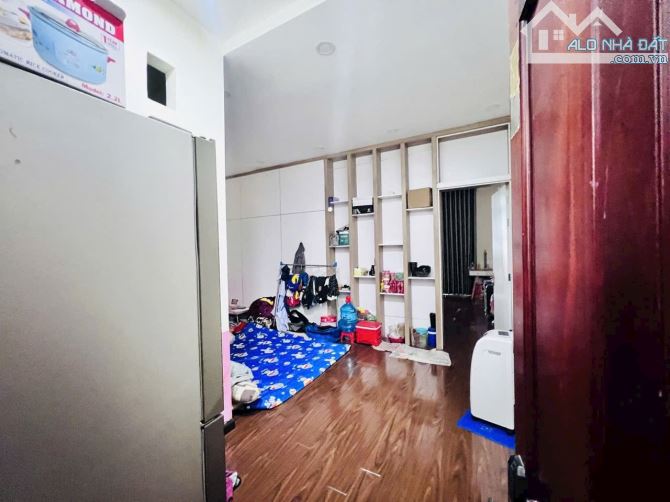 Bán nhà mặt tiền Trần Văn Quang Tân Bình 80/100m2 4 tầng chỉ 12,5 tỷ TL - 4
