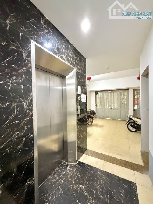 Tòa Căn Hộ Dịch Vụ Trung Văn, 68m2, 7 tầng, 12 phòng, xe 7c vào nhà, DT 60tr, giá 18 tỷ - 4