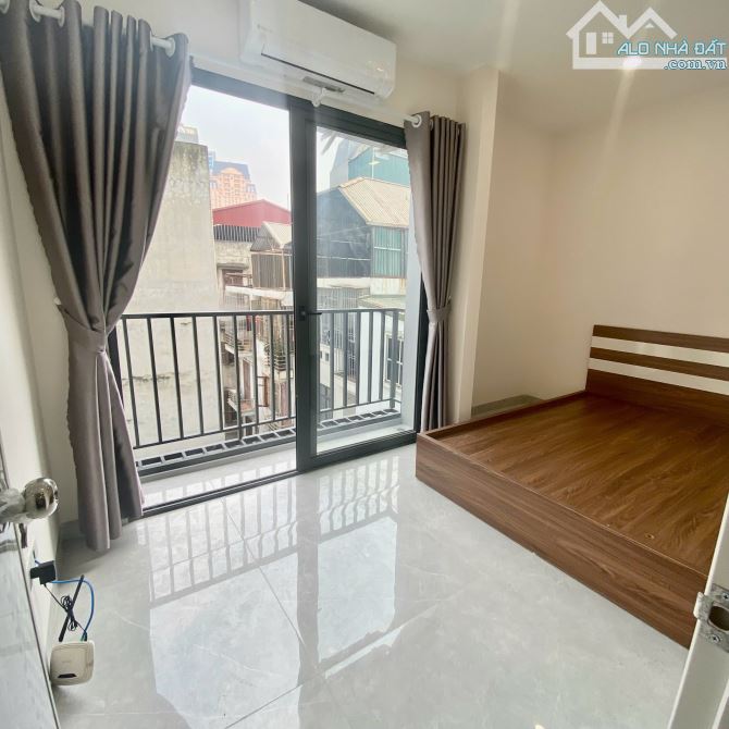 PHÂN LÔ VIP THIÊN HIỀN - Ô TÔ TRÁNH - 8 TẦNG - 14 PHÒNG RỘNG - DÒNG TIỀN 95 TR/ THÁNG - 4
