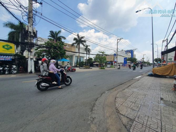 Bán đất mặt tiền Linh Đông , Thủ Đức, 1127m2, full thổ cư, Ngang khủng gần 26m, Gía chỉ - 4