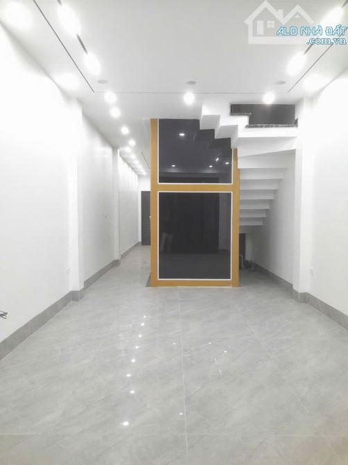 BÁN NHÀ MỚI MẶT NGÕ THÔNG Ô TO QUA NGỦ TRONG NHÀ 70m2 X5 Tầng,12.3 tỷ,Chu Huy Mân-Long Biê - 5