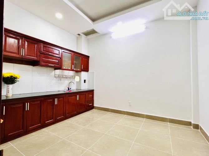 Bán nhà HXH Nguyễn Phúc Chu, P15, Tân Bình. 50m2 x 2 tầng - 4x12.5. Giá hơn 6 tỷ TL - 5