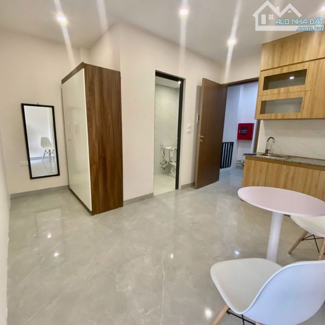PHÂN LÔ VIP THIÊN HIỀN - Ô TÔ TRÁNH - 8 TẦNG - 14 PHÒNG RỘNG - DÒNG TIỀN 95 TR/ THÁNG - 5
