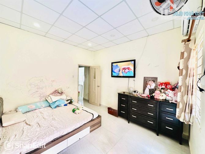 Ngay Thành Thái - Tô Hiến Thành. Q10. Gần 40m2. 2 tầng. 2Pn. Hẻm sạch đẹp. Chỉ 5,x tỷ. - 5
