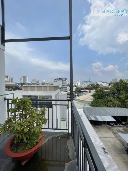 BẤT ĐỘNG SẢN DÒNG TIỀN KHỦNG 1.4 Tỷ / NĂM - CHDV THANG MÁY 31 PHÒNG - 5