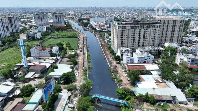 ĐẤT XƯỞNG CÒN SÓT LẠI MẶT TIỀN SÔNG THAM LƯƠNG – NGUYỄN VĂN QUÁ* 3550M2 NGANG 55M 40TR/M2 - 6