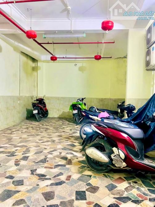 Bán toà CCMN ngõ 83 Tân Triều. Thanh Trì DT 104m x 9T. Mặt tiền 4.5m. Giá 21 tỷ - 6