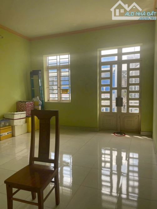 CHỦ GỞI BÁN NHÀ 1 TRỆT 1 LẦU KHU TÁI ĐỊNH CƯ BỬU HOÀ. ĐƯỜNG 6M + VĨA HÈ 3M. GIÁ CHỈ 3,2 TỶ - 6