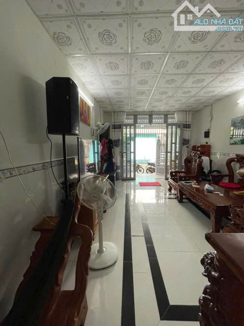 Gấp gấp chú em cần bán nhà 111m2 ngay trung tâm Hóc Môn mà giá chỉ 850 triệu - 6