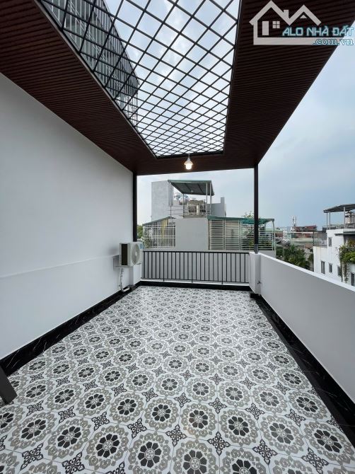 Siêu phẩm Hồng Tiến 55m,5 tầng,thang máy,full nội thất,ngõ thông,ô tô đỗ cổng,chỉ 12,x tỷ - 6